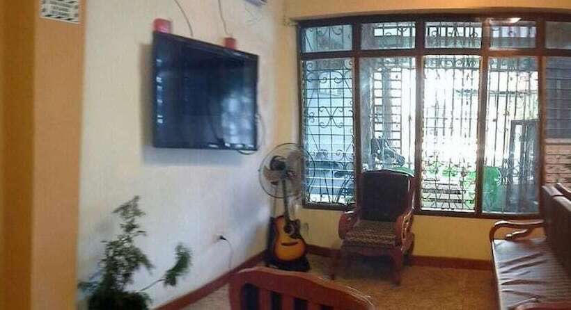 فندق فئة نجمة واحدة Hospedaje Aziyadé