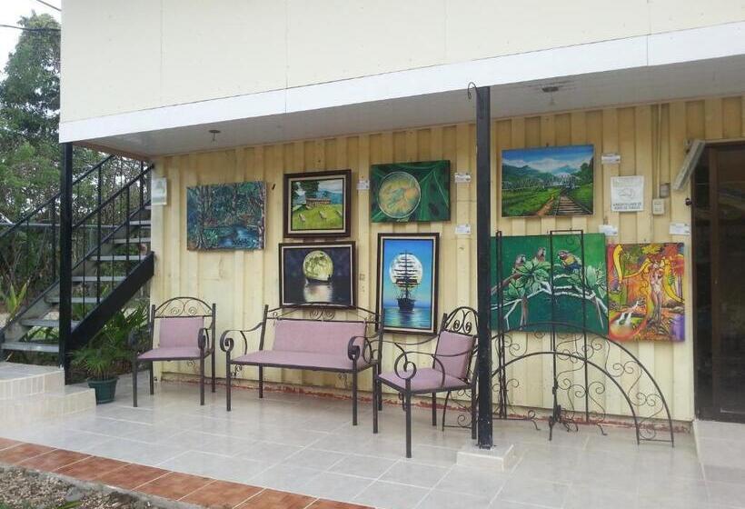 فندق فئة نجمة واحدة Hospedaje La Galerie