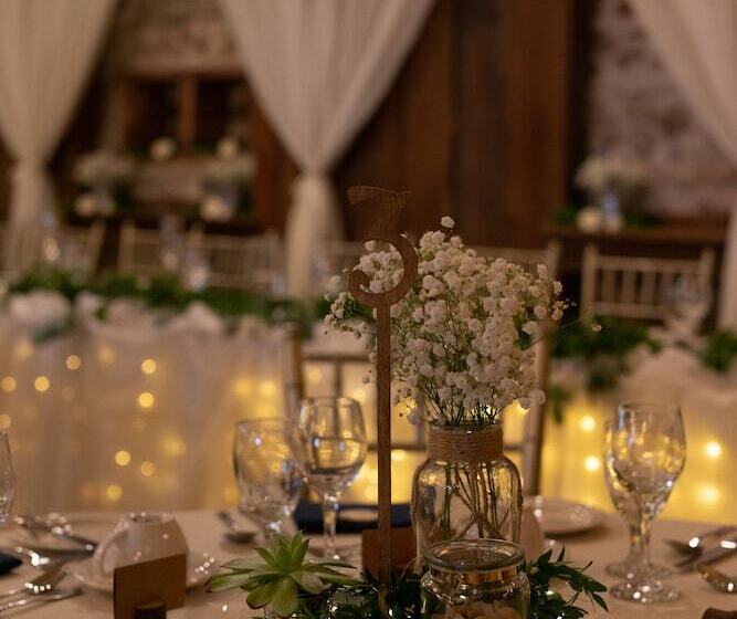 ホテル Hessenland Inn & Schatz Winery