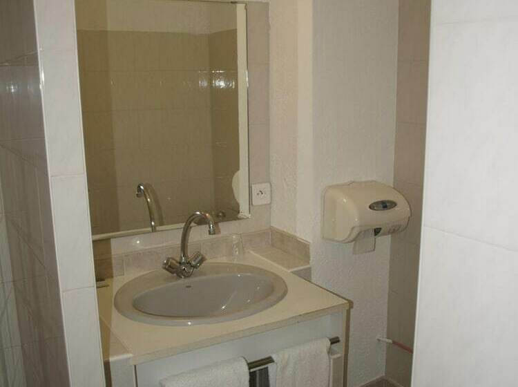 호텔 Hôtel De La Tour