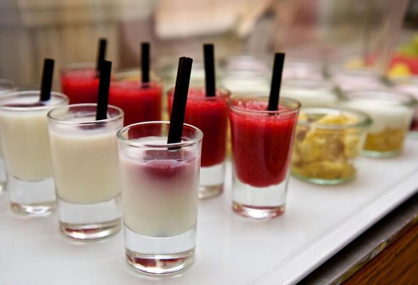 فندق & Restaurant Menge