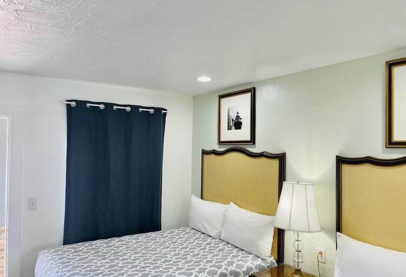Hotel Siesta Inn