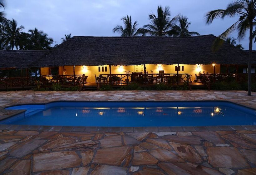 بنسيون Kijongo Bay Beach Resort