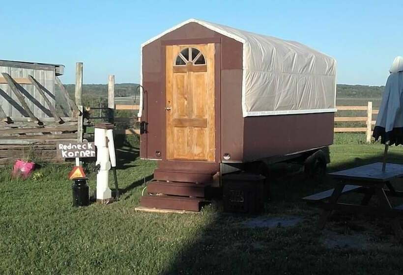 بنسيون Redneck Korner