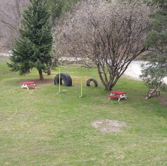 Rivermount Motel Campground And Rv Park