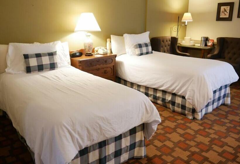 민박 Highlands Inn