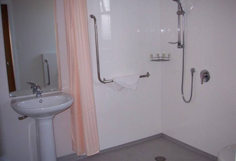 Feilding Motel