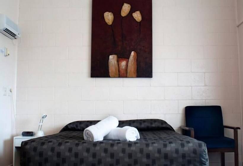 Feilding Motel