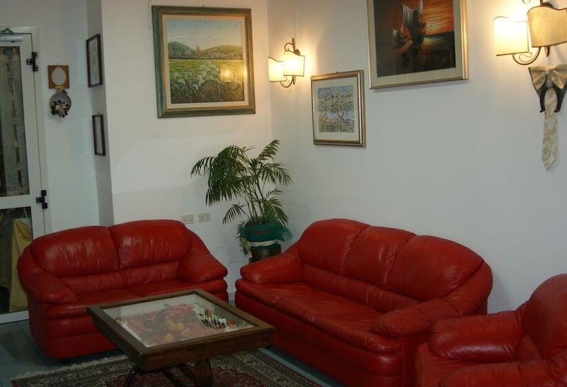 فندق فئة نجمة واحدة Albergo Ristorante Il Pescatore