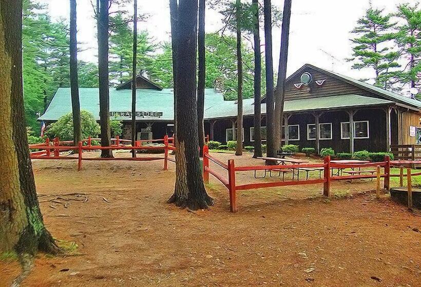 호텔 Sturbridge Rv Resort   Campground