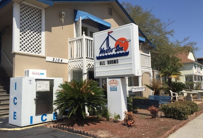 فندق على الطريق Mystic Sea Resort