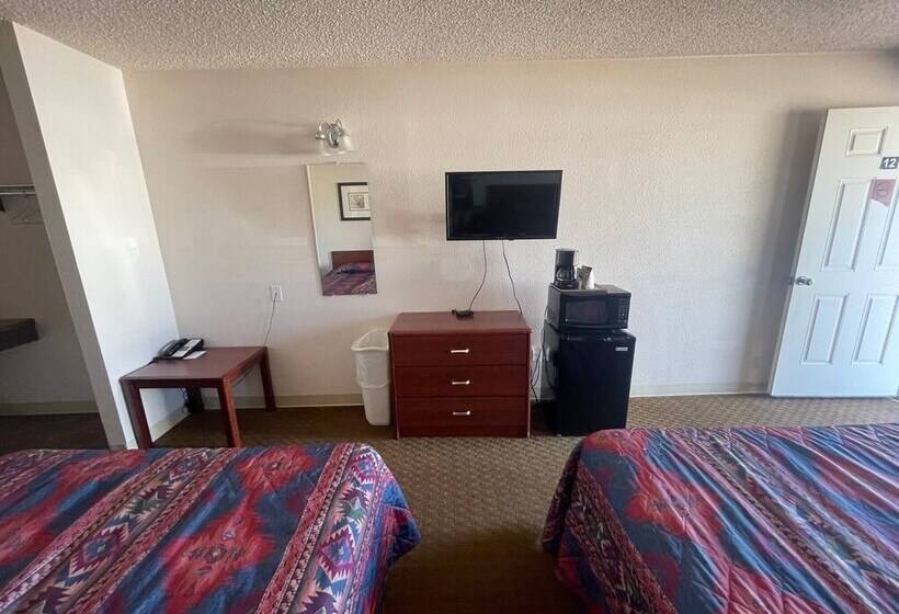فندق على الطريق Riverside Inn
