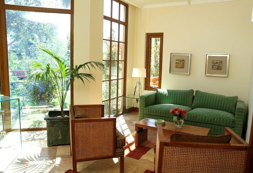 Termas Jahuel Hotel & Spa