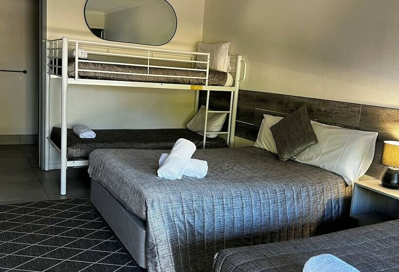 Y Motels Gympie