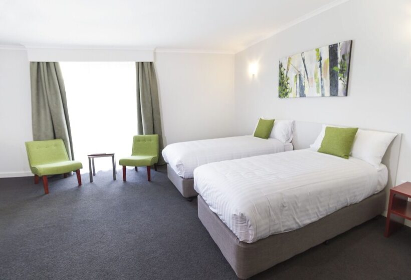 Abode Narrabundah