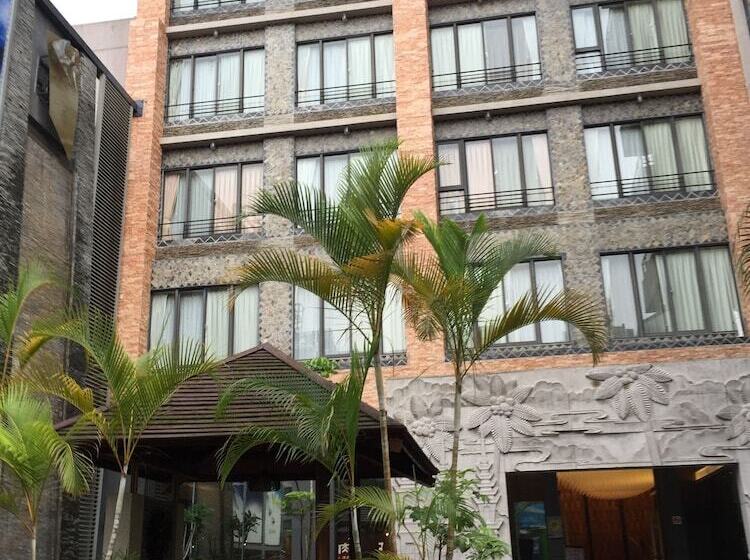 هتل Einhan Resort