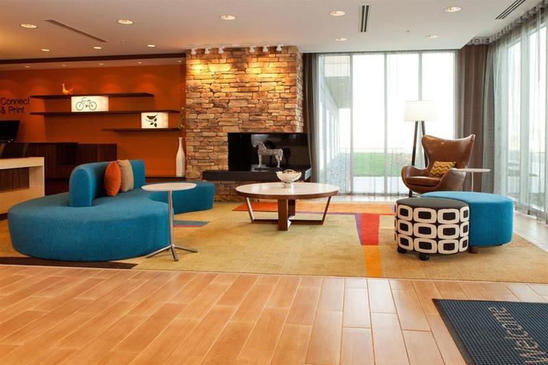 בית מלון כפרי Fairfield Inn & Suites By Marriott Lethbridge