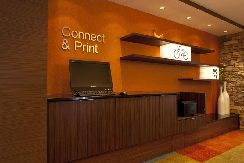 בית מלון כפרי Fairfield Inn & Suites By Marriott Lethbridge
