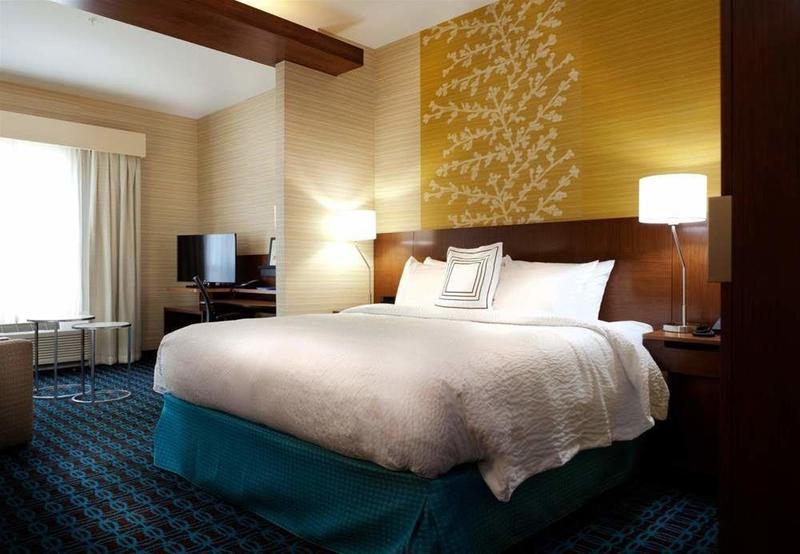 בית מלון כפרי Fairfield Inn & Suites By Marriott Lethbridge