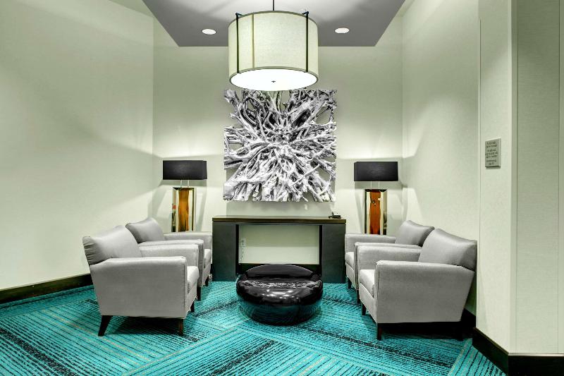 בית מלון כפרי Hampton Inn & Suites Roanokedowntown