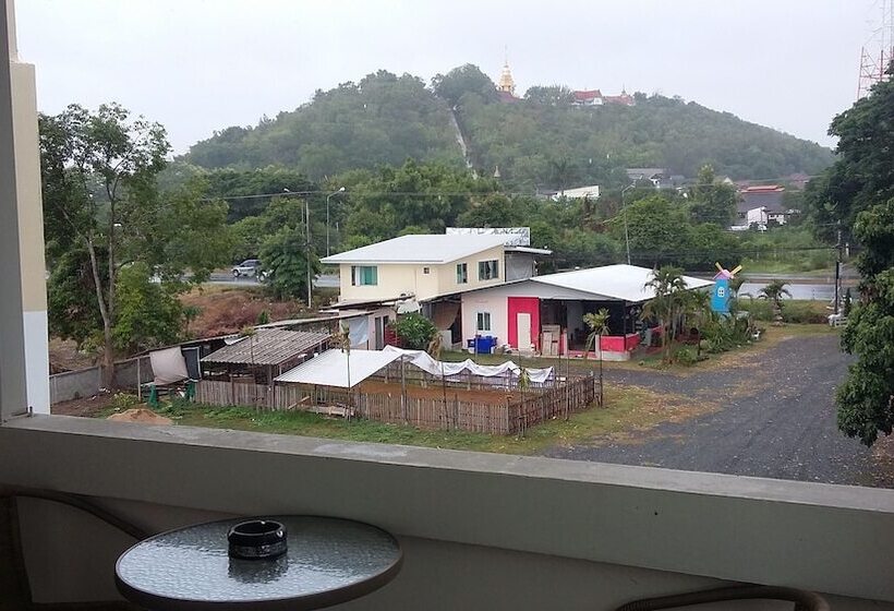 هتل Him Doi House