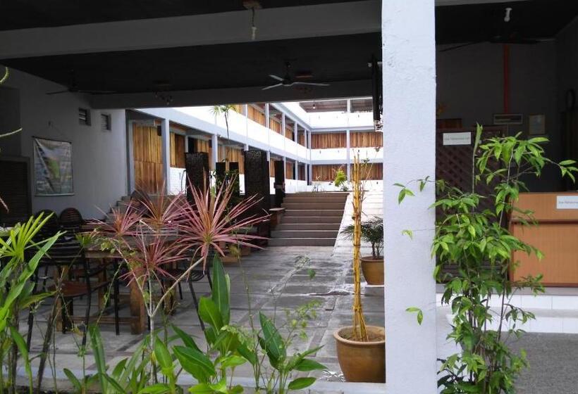 هتل Joe Fisherman Inn