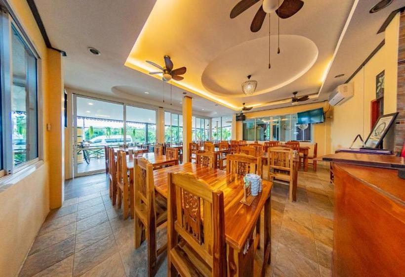 בית מלון כפרי Pasathai Resort