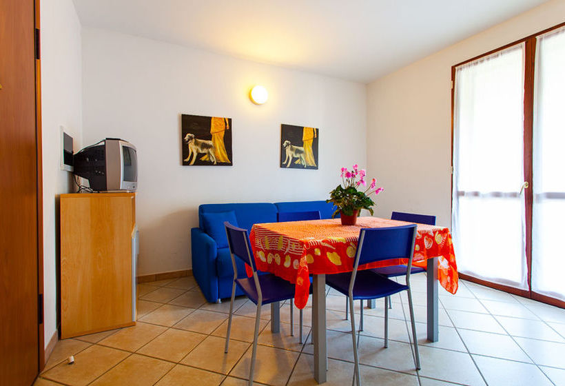 هتل Residence Leonardo