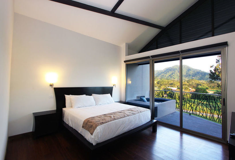 هتل Sky Penthouses 3br 3,5 Bth  6br 5,5bth At Oceano