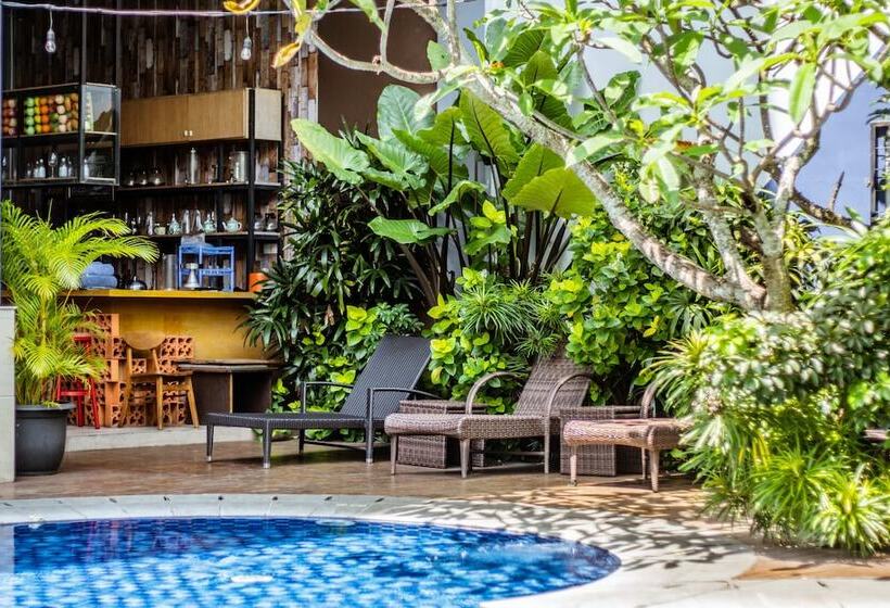 هتل Tjokro Style Yogyakarta