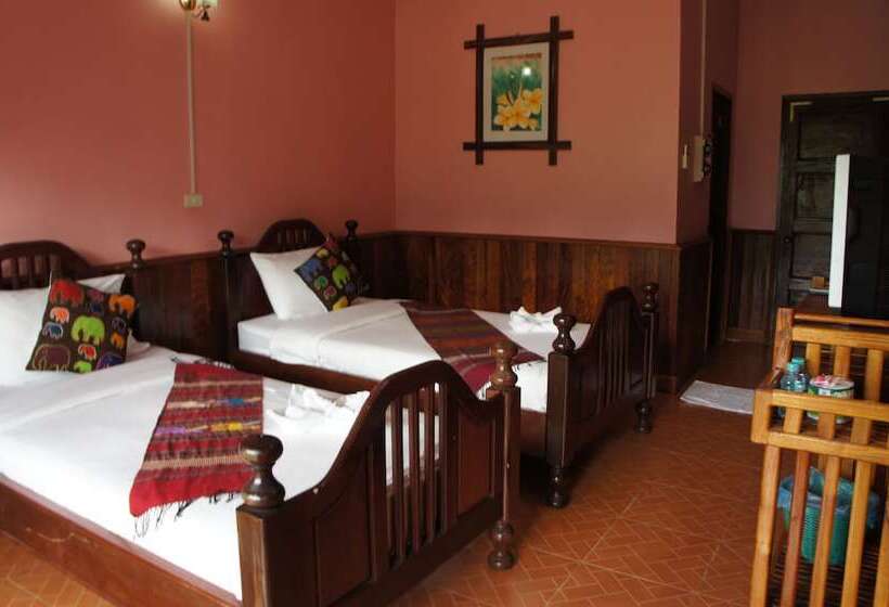 پانسیون Domon Guesthouse