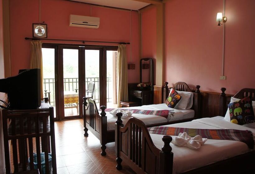 پانسیون Domon Guesthouse