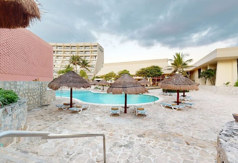 Royal Select At Grand Park Royal Cancún   All Inclusive   Adults Only