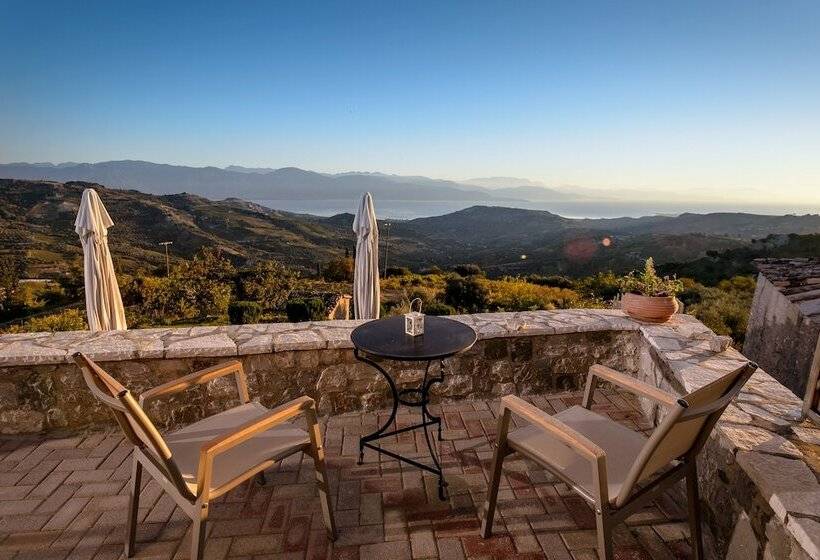 ベッドアンドブレックファースト Gerofotis Traditional Guesthouse Est 1892   Close To Aigio, Akoli, Selianitika