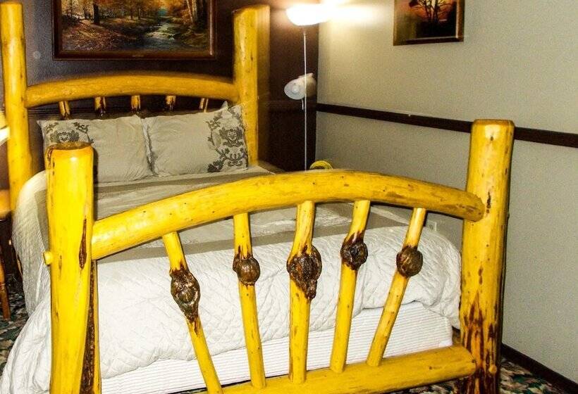 فندق Dawson House Lodge