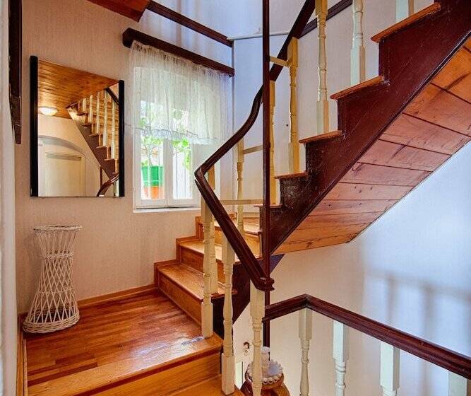 ホテル Apartments And Rooms By The Sea Komiza, Vis   2431