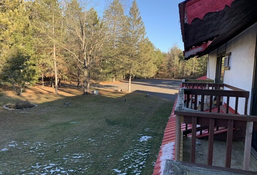 فندق على الطريق Lumberjack Inn