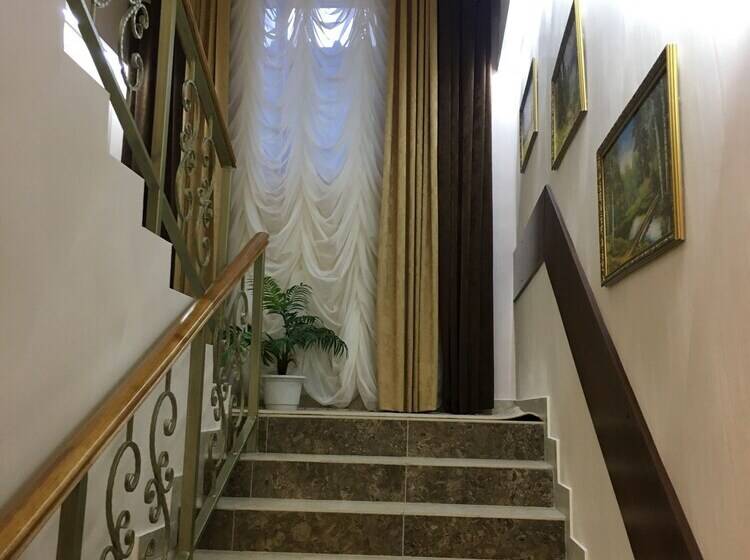 ペンション Guest House Sosnovaya Rosha