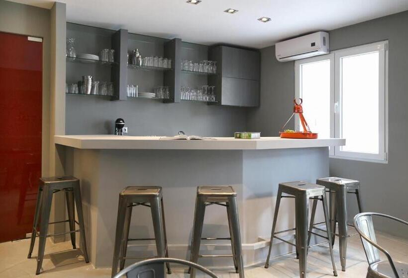هتل Design Architectonika