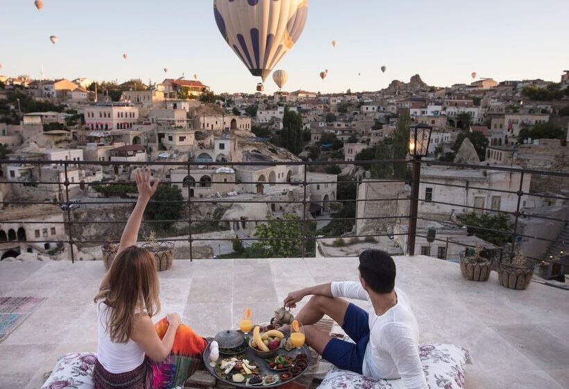 هتل Elika Cave Suites & Spa