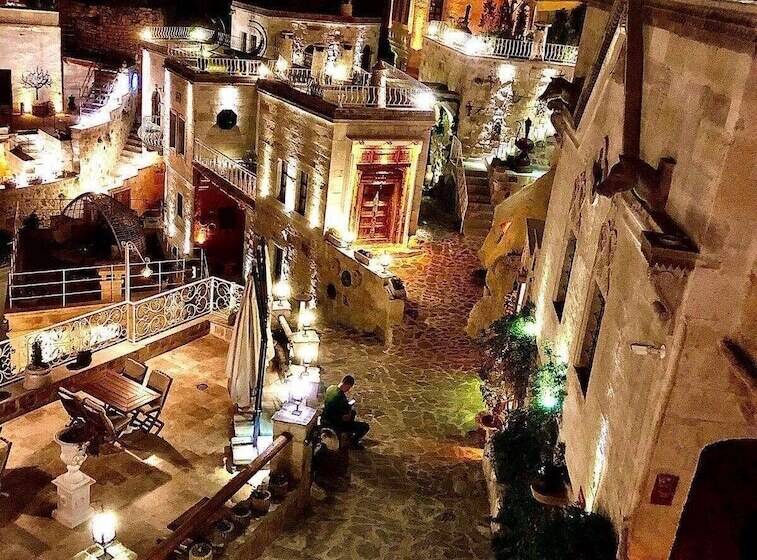 هتل Elika Cave Suites & Spa