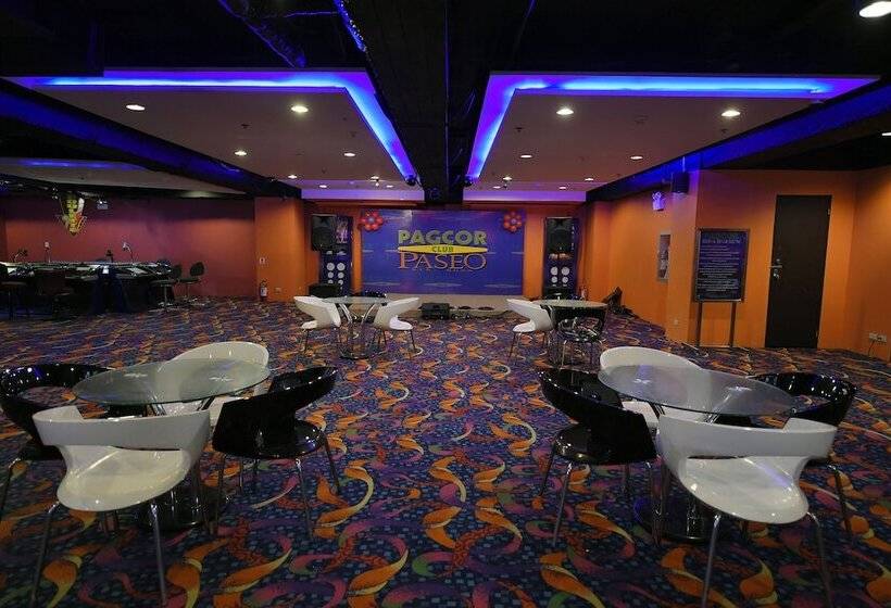 فندق Paseo Premiere