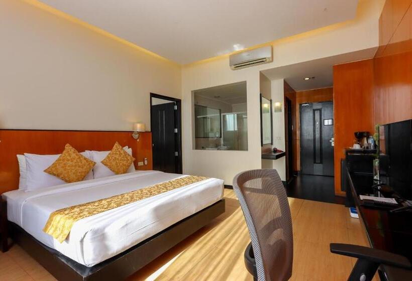 فندق Paseo Premiere