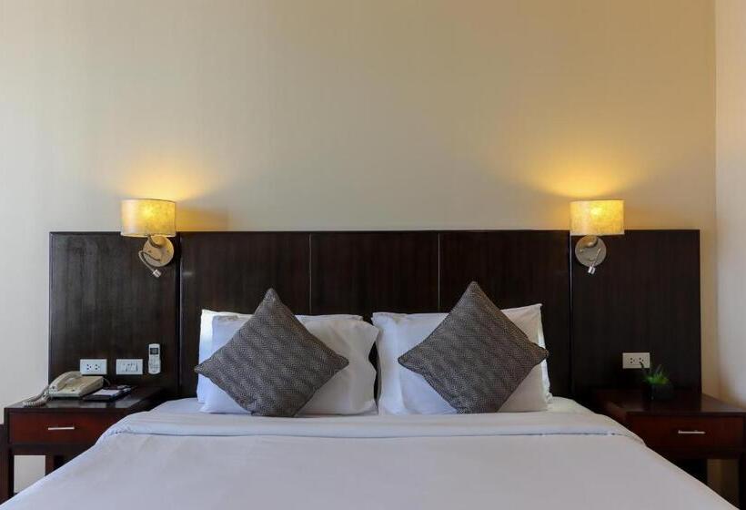 فندق Paseo Premiere