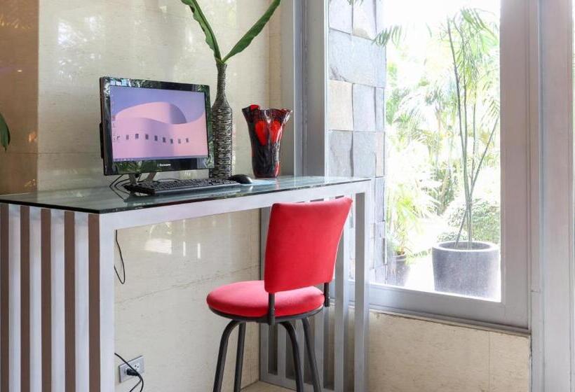 فندق Paseo Premiere