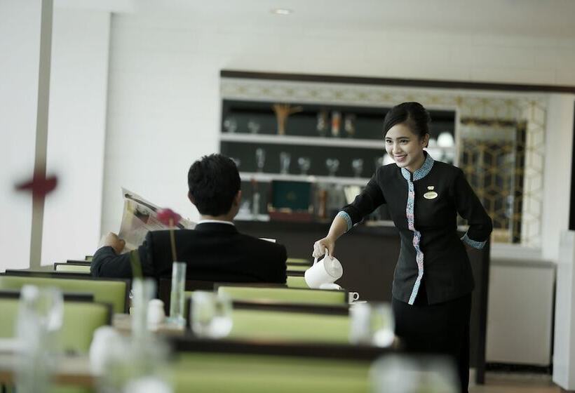 هتل Santika Kelapa Gading