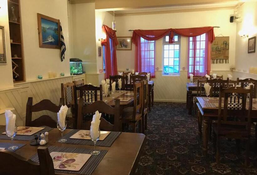 هتل The Star Inn