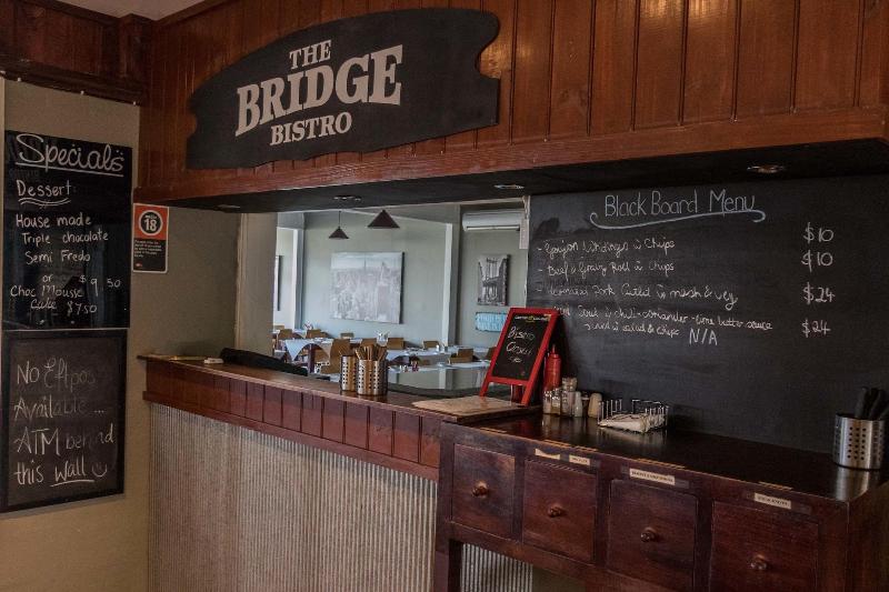 Moruya Waterfront Hotel Motel