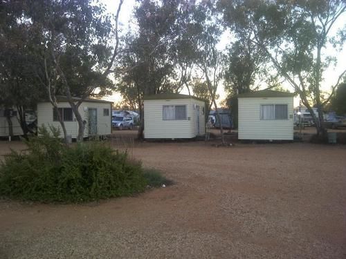 모텔 Lightning Ridge Outback Resort & Caravan Park