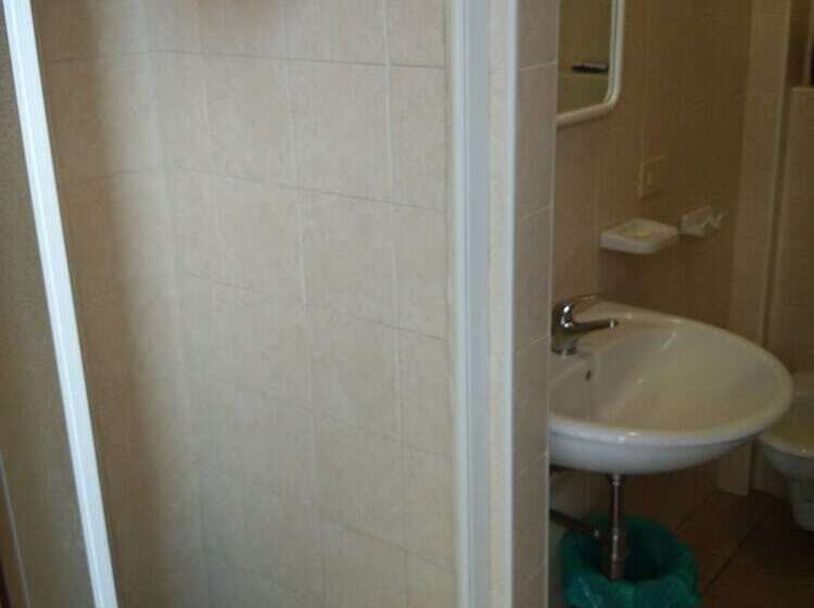 بنسيون La Corte Del Poeta